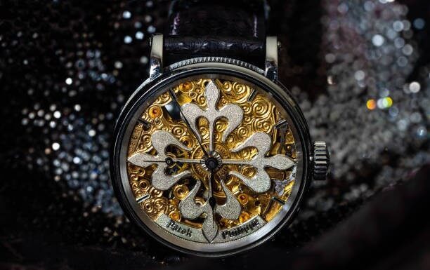 กูรูนาฬิกาดู Patek Phillipe มือสองของแท้ยังไงให้ชัวร์