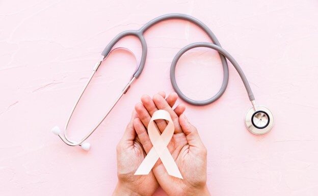 เช็กอาการมะเร็งปากมดลูก สังเกตที่อะไรบ้าง รักษาอย่างไร