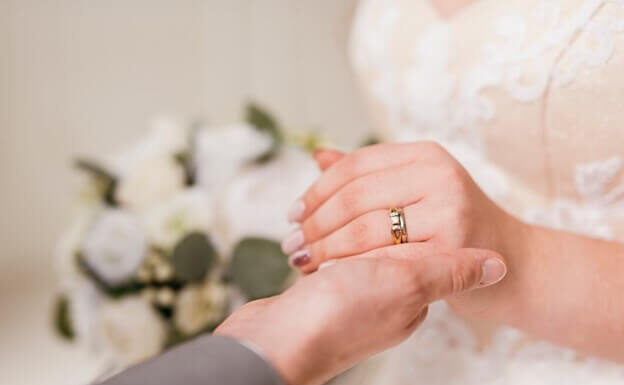 แหวนคู่แต่งงาน