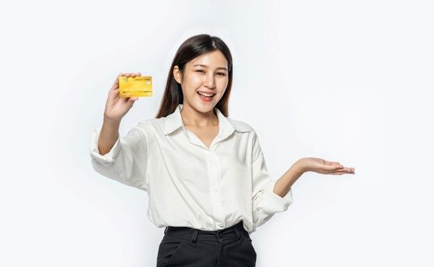 เทคนิคใช้บัตรเครดิตให้ถูกวิธี ไม่เป็นหนี้ พร้อมเคล็ดลับผ่อนจ่ายสุดคุ้ม! เทคนิคใช้บัตรเครดิตให้ถูกวิธี ไม่เป็นหนี้ พร้อมเคล็ดลับผ่อนจ่ายสุดคุ้ม