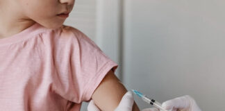 ถ้าเคยป่วยไข้เลือดออกมาแล้ว ยังควรฉีดวัคซีนไข้เลือดออกไหม ? ถ้าเคยป่วยไข้เลือดออกมาแล้ว ยังควรฉีดวัคซีนไข้เลือดออกไหม